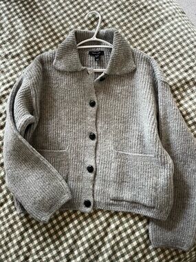 New Look Light Grey Ribbed Button Cardigan